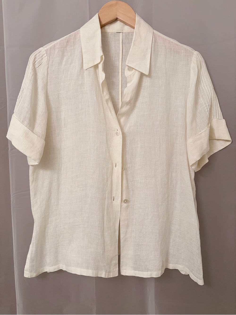 NWOT Vintage Clasic Italian Linen Safari Blouse M